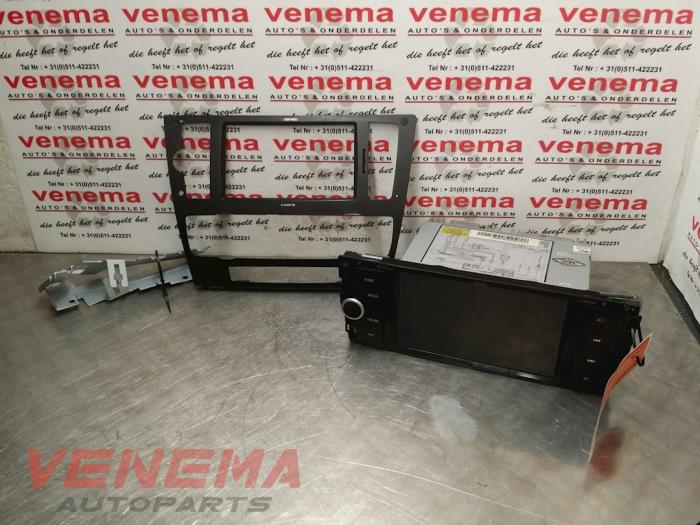 Używane System nawigacji BMW 3 serie (E90) 318i 16V Cena € 249,95 Procedura marży oferowane przez Venema Autoparts