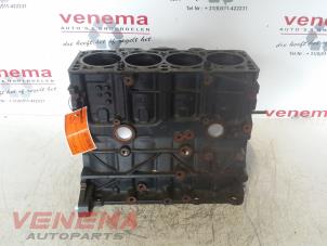 Used Engine crankcase Volkswagen Touran (1T3) 1.6 TDI 16V Price € 175,00 Margin scheme offered by Venema Autoparts