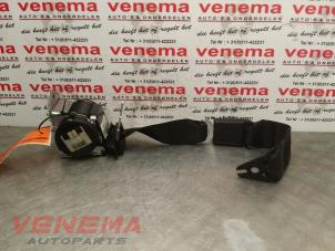 Used Rear seatbelt, centre BMW 3 serie (E90) 318i 16V Price € 29,95 Margin scheme offered by Venema Autoparts