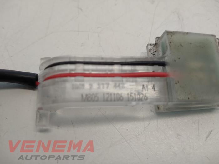 LED light from a BMW 3 serie Touring (F31) 318d 2.0 16V 2014