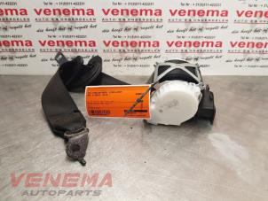 Used Front seatbelt, left BMW 3 serie Touring (F31) 318d 2.0 16V Price € 49,95 Margin scheme offered by Venema Autoparts