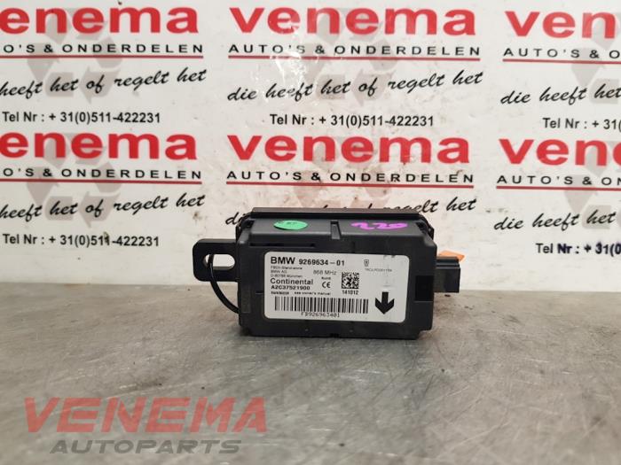 Alarm module from a BMW 3 serie Touring (F31) 318d 2.0 16V 2014