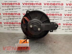 Usados Motor de ventilador de calefactor Audi A6 Avant (C5) 2.5 TDI V6 24V Precio € 29,95 Norma de margen ofrecido por Venema Autoparts
