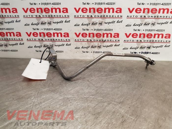 Usagé Conduit de carburant Mercedes E (W212) E-200 CDI 16V BlueEfficiency,BlueTEC Prix € 14,95 Règlement à la marge proposé par Venema Autoparts