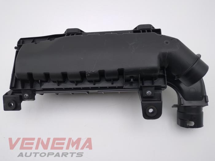 Begagnade Luftfilterhus Peugeot 208 I (CA/CC/CK/CL) 1.2 12V e-THP PureTech 110 Pris € 49,99 Marginaltabell erbjuds av Venema Autoparts