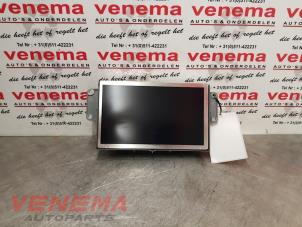 Used Navigation display Peugeot 407 SW (6E) 2.0 HDiF 16V Price € 99,95 Margin scheme offered by Venema Autoparts