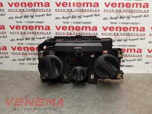 Usagé Panneau de commandes chauffage Alfa Romeo 146 (930B) 1.6 Twin Spark 16V Prix € 19,95 Règlement à la marge proposé par Venema Autoparts