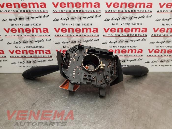 Steering column stalk from a Fiat Marea Weekend (185BX/CX) 1.6 SX,ELX 16V 1999
