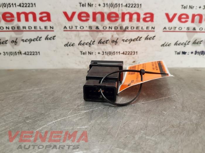 Fog light switch Kia Picanto 1.1 12V 040629 Origineel