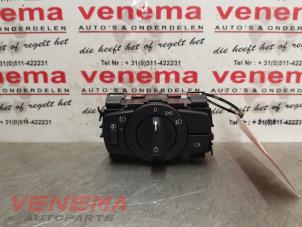 Used Light switch BMW 1 serie (E81) 118d 16V Price € 24,95 Margin scheme offered by Venema Autoparts
