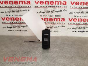 Used Rear window heating switch BMW 3 serie Compact (E36/5) 318 tds Price € 9,95 Margin scheme offered by Venema Autoparts