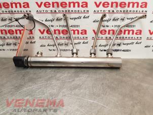 Used Fuel injector nozzle BMW X1 (E84) sDrive 20i 2.0 16V Twin Power Turbo Price € 74,99 Margin scheme offered by Venema Autoparts