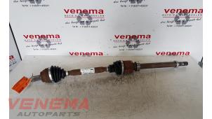 Used Front drive shaft, right Renault Megane IV (RFBB) 1.3 TCE 140 16V Price € 124,99 Margin scheme offered by Venema Autoparts