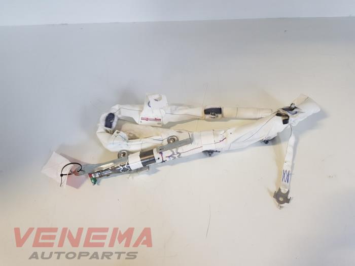 Używane Kurtyna prawa Renault Megane IV (RFBB) 1.3 TCE 140 16V Cena € 119,99 Procedura marży oferowane przez Venema Autoparts
