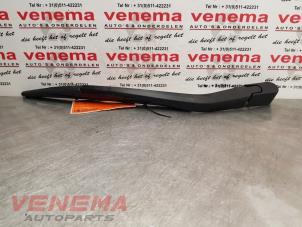 Used Rear wiper arm BMW 1 serie (F21) M135i 3.0 24V Price € 24,99 Margin scheme offered by Venema Autoparts