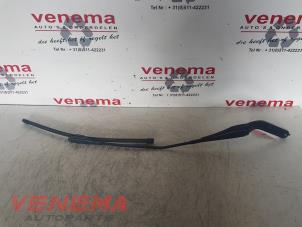 Used Front wiper arm BMW X1 (E84) sDrive 20d 2.0 16V Price € 19,99 Margin scheme offered by Venema Autoparts