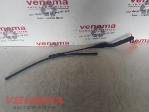 Used Front wiper arm BMW X1 (E84) sDrive 20d 2.0 16V Price € 19,99 Margin scheme offered by Venema Autoparts
