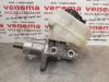 Master cylinder from a BMW X1 (E84) sDrive 20d 2.0 16V 2012