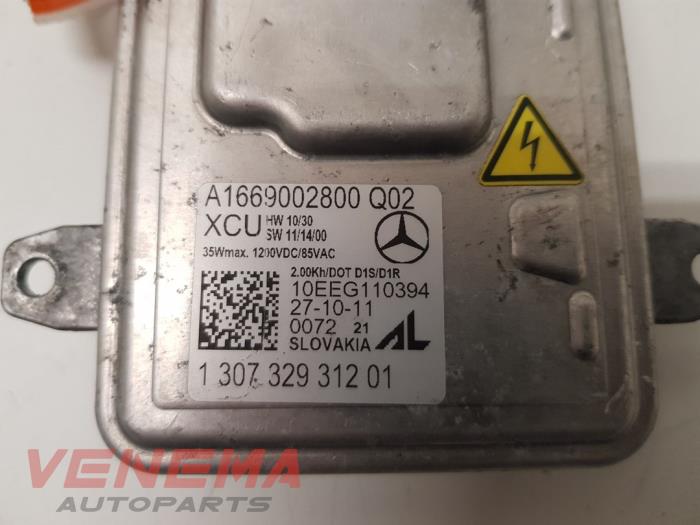 Xenon-Starter van een Mercedes-Benz C Estate (S204) 2.2 C-250 CDI 16V BlueEfficiency 2012
