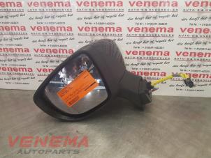 Used Wing mirror, left Renault Captur (2R) 1.3 TCE 150 16V Price € 124,99 Margin scheme offered by Venema Autoparts
