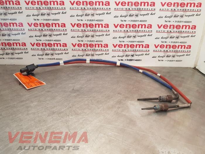 Usados Sensor Nox Renault Captur I (2R) 1.3 TCE 150 16V Precio € 84,99 Norma de margen ofrecido por Venema Autoparts