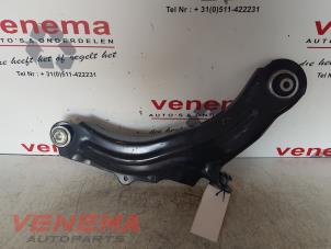 Used Front wishbone, left Renault Captur (2R) 1.3 TCE 150 16V Price € 39,99 Margin scheme offered by Venema Autoparts