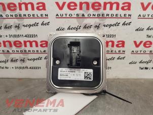 Used Computer lighting module Renault Captur (2R) 1.3 TCE 150 16V Price € 49,99 Margin scheme offered by Venema Autoparts