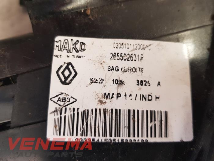 Baklykta, höger från en Renault Clio IV (5R) 1.6 Turbo 16V RS 220 EDC Trophy 2018