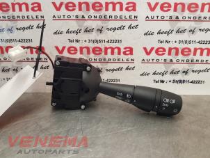 Used Indicator switch Renault Captur (2R) 1.3 TCE 150 16V Price € 49,99 Margin scheme offered by Venema Autoparts