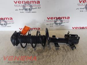 Used Front shock absorber, right Renault Clio IV Estate/Grandtour (7R) 0.9 Energy TCE 90 12V Price € 49,99 Margin scheme offered by Venema Autoparts
