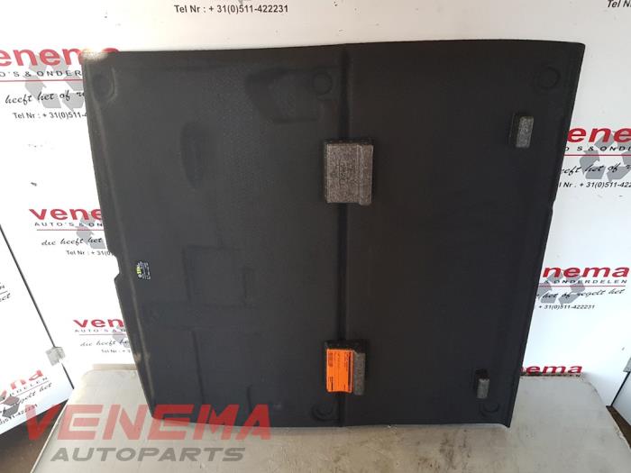 Floor panel load area from a BMW 1 serie (F20) 116i 1.6 16V 2015
