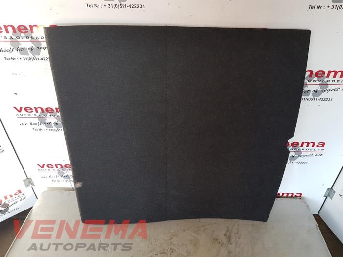 Floor panel load area from a BMW 1 serie (F20) 116i 1.6 16V 2015