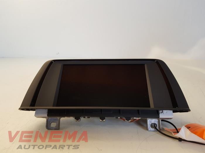 Gebrauchte Navigation Display BMW 1 serie (F20) 116i 1.6 16V Preis € 199,99 Margenregelung angeboten von Venema Autoparts