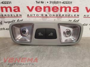 Używane Oswietlenie wewnetrzne tyl Audi A1 Sportback (8XA/8XF) 1.0 TFSI Ultra 12V Cena € 14,99 Procedura marży oferowane przez Venema Autoparts
