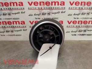 Used Dashboard vent Audi A1 Sportback (8XA/8XF) 1.0 TFSI Ultra 12V Price € 14,99 Margin scheme offered by Venema Autoparts