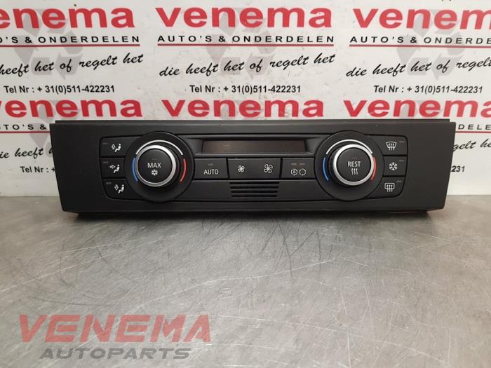 Używane Panel climatronic BMW 3 serie Touring (E91) 320i 16V Cena € 64,99 Procedura marży oferowane przez Venema Autoparts