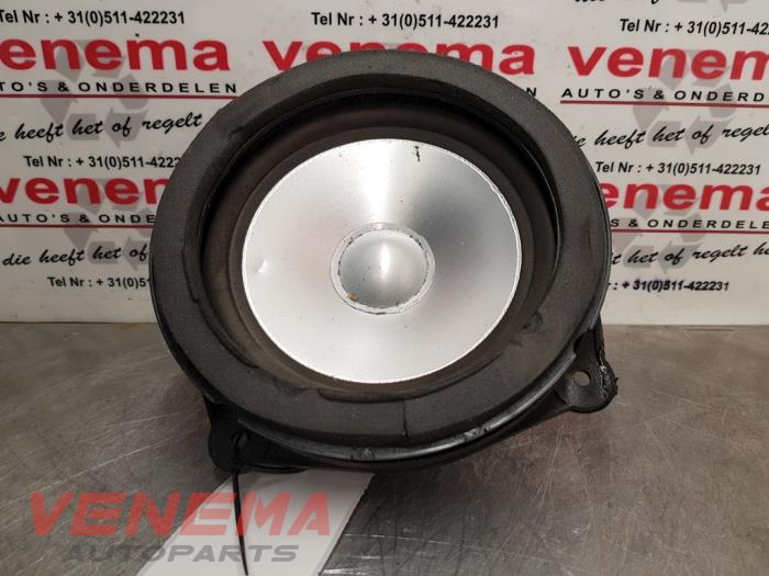 Używane Glosnik Austin Mini Open (R52) 1.6 16V Cooper S Cena € 64,99 Procedura marży oferowane przez Venema Autoparts