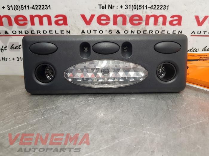 Begagnade Innerbelysning, fram Austin Mini Open (R52) 1.6 16V Cooper S Pris € 9,99 Marginaltabell erbjuds av Venema Autoparts