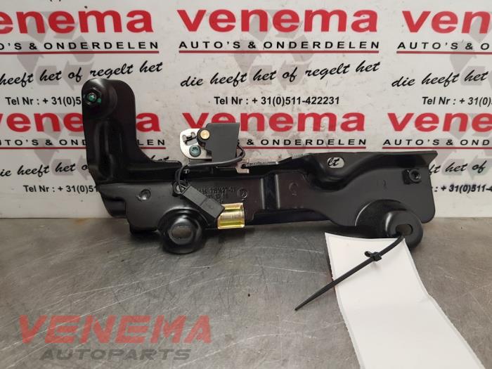 Używane Wspornik (rózne) Austin Mini Open (R52) 1.6 16V Cooper S Cena € 24,99 Procedura marży oferowane przez Venema Autoparts