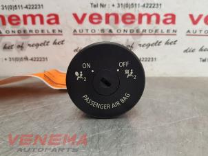 Used Airbag switch Austin Mini Open (R52) 1.6 16V Cooper S Price € 19,99 Margin scheme offered by Venema Autoparts