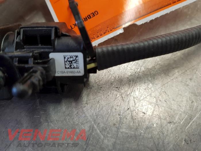 Lambda probe from a Ford Fiesta 6 (JA8) 1.0 EcoBoost 12V 100 Van 2017
