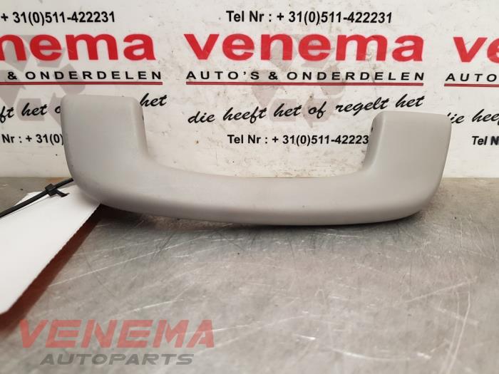 Usagé Divers BMW 1 serie (F20) 116i 1.6 16V Prix € 9,99 Règlement à la marge proposé par Venema Autoparts
