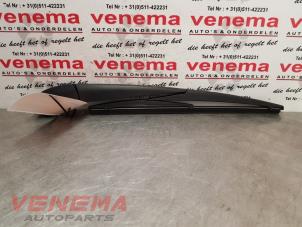 Used Rear wiper arm Toyota Aygo (B40) 1.0 12V VVT-i Price € 14,99 Margin scheme offered by Venema Autoparts
