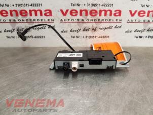 Used Antenna Amplifier Opel Insignia Sports Tourer 2.0 CDTI 16V 130 ecoFLEX Price € 24,99 Margin scheme offered by Venema Autoparts