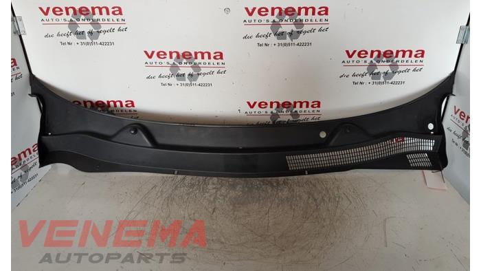Używane Parawan Opel Corsa D 1.2 16V Cena € 14,99 Procedura marży oferowane przez Venema Autoparts