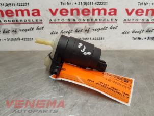 Used Windscreen washer pump Opel Corsa D 1.2 16V Price € 14,99 Margin scheme offered by Venema Autoparts