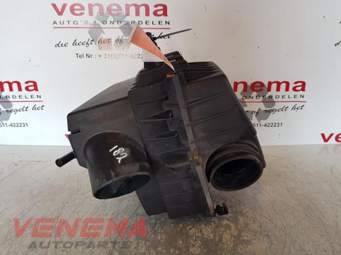 Begagnade Luftfilterhus Opel Corsa D 1.3 CDTi 16V ecoFLEX Pris € 14,99 Marginaltabell erbjuds av Venema Autoparts