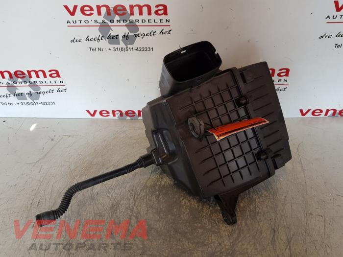Begagnade Luftfilterhus Seat Ibiza ST (6J8) 1.2 TDI Ecomotive Pris € 9,99 Marginaltabell erbjuds av Venema Autoparts