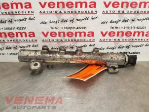 Used Fuel injector nozzle Opel Astra H SW (L35) 1.9 CDTi 16V 150 Price € 49,99 Margin scheme offered by Venema Autoparts