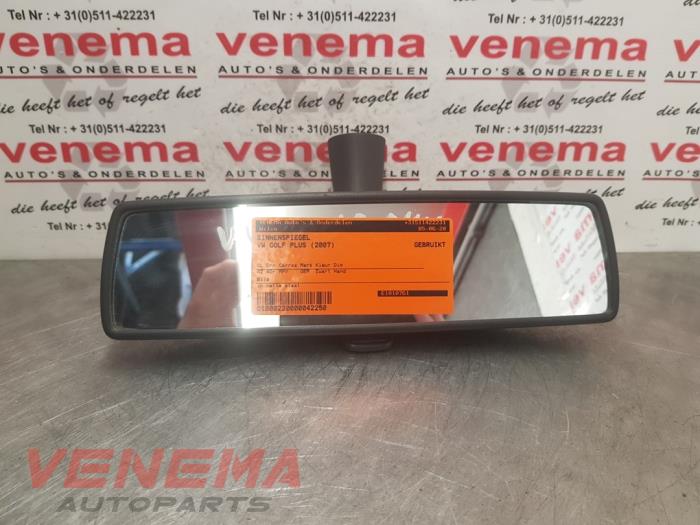 Używane Lusterko wewnetrzne Volkswagen Golf Plus (5M1/1KP) 1.4 TSI 170 16V Cena € 14,99 Procedura marży oferowane przez Venema Autoparts